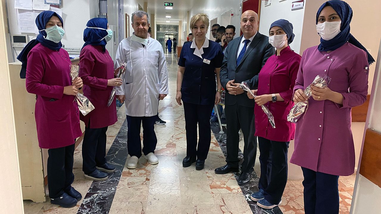 Fırat Üniversitesi Hastanesinde Hemşireler Günü Kutlandı