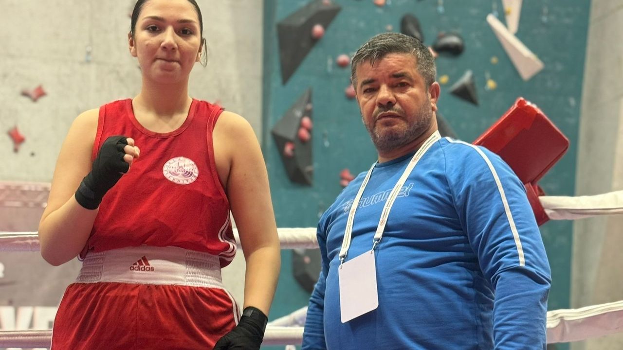 ELAZIĞLI BOKSÖRE MİLLİ DAVET