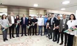Dünya Eczacılar Günü Dolayısıyla Fırat Üniversitesi Hastanesinde Kutlama Yapıldı