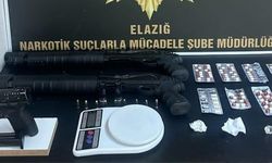 ELAZIĞ POLİSİ 'UYUŞTURUCU TACİRLERİNİN' İFLAHINI KESİYOR!