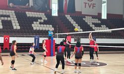 YILDIZ KIZ YEREL LİG’DE ŞAMPİYON ELAZIĞ VOLEYBOL AKADEMİ OLDU