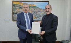 MARDİN VALİSİ TUNCAY AKKOYUN’A 200 PROJE ÖNERİSİ SUNULDU