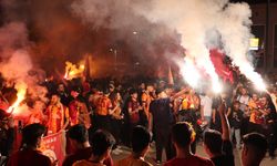 GALATASARAY'IN ŞAMPİYONLUĞU ELAZIĞ'DA COŞKUYLA KUTLANDI