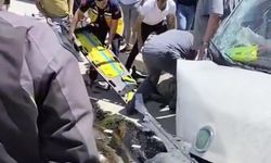 HAFİF TİCARİ ARAÇ DUVARA ÇARPTI: 1 ÖLÜ