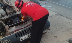 OTOMOBİL TAKLA ATTI: 6 YARALI
