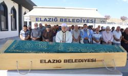 YARIM SAAT ARA İLE 2 OTOMOBİL ÇARPTI