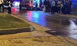 MOTOSİKLET YAYAYA ÇARPTI: 2 YARALI