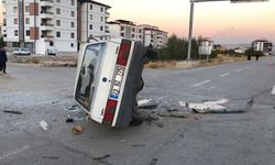 TRAFİK KAZASI: 2 YARALI