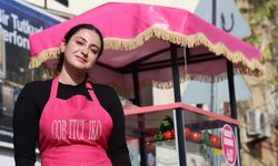 PEMBE TEZGAHI İLE SANAYİYE RENK KATTI