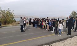 ATATÜRK VE GENÇLİK KOŞUSU