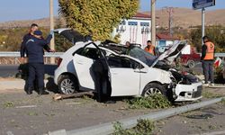 FECİ KAZA: 2'Sİ AĞIR 6 YARALI