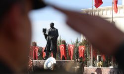 ATATÜRK, 10 KASIM'DA SAYGI İLE ANILDI