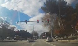 HATALI ŞERİT DEĞİŞTİRME KAZAYA NEDEN OLDU