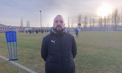 TEKNİK DİREKTÖRDEN ÖZELEŞTİRİ