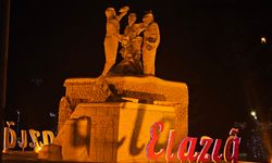 ÇAYDAÇIRA KAVŞAĞI'NDA KAR MANZARASI