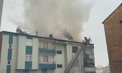 ELAZIĞ'DA ÇATI YANGINI