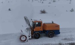 KAPALI 8 KÖY YOLUNDA ÇALIŞMALAR SÜRÜYOR