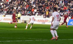 TFF 2. LİG: ELAZIĞSPOR: 2 - ALTINORDU: 0