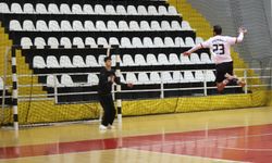 ELAZIĞ GSK HENTBOL TAKIMI 7'DE 7 YAPTI