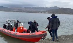 DALGIÇ POLİSLER ARAMALARA KATILDI