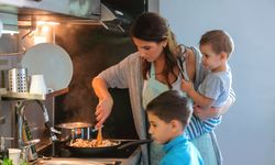 EV KADINLARINA EMEKLİLİK YOLU AÇILIYOR