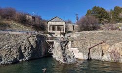 ELAZIĞ'IN İLK HİDROELEKTRİK SANTRALİ HAZAR GÖLÜ'NÜN KURTULUŞU OLABİLİR