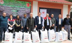 150 ÜRETİCİYE 24 TON NOHUT TOHUMU DAĞITILDI