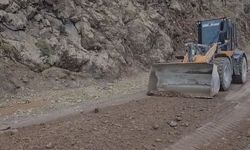 HEYELAN NEDENİYLE KAPANAN KÖY YOLU YENİDEN ULAŞIMA AÇILDI