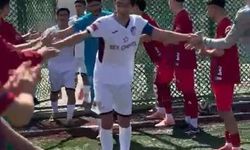 MARDİN 1969'LU GENÇLER ELAZIĞSPOR'U ALKIŞLADI