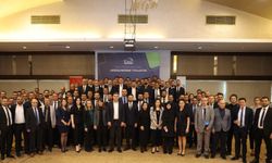BAŞARILI İLÇE PERFORMANSLARINI ÖDÜLLENDİRDİ