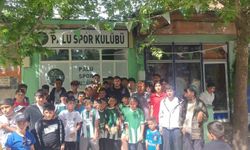 BEŞİKTAŞLI FUTBOLCU MEMLEKETİ PALUDA GENÇLERLE BULUŞTU