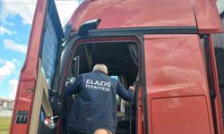 TIR ŞOFÖRÜ ARACININ İÇERİSİNDE ÖLÜ BULUNDU