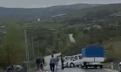TRAFİK KAZASINDA 2 KİŞİ YARALANDI