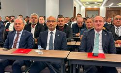 YRP MKYK ÜYESİ GÜL, GENEL BAŞKAN ERBAKAN İLE BİR ARAYA GELDİ