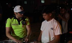 16 YAŞINDAKİ ÇOCUK EHLİYETSİZ YAKALANDI