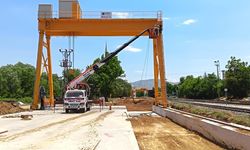DOĞAL OLMAYAN İŞLER MECLİSİN GÜNDEMİNDEN DÜŞMÜYOR