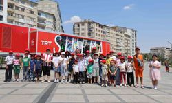 TRT SİNEMA TIRI ELAZIĞLI ÇOCUKLARA SİNEMA KEYFİ YAŞATTI