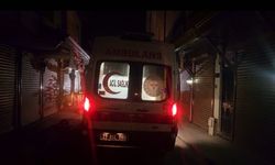 BIÇAKLI KAVGADA 2 KİŞİ YARALANDI