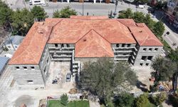 RESTORASYON ÇALIŞMALARI SÜRÜYOR