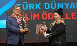 TÜRK DÜNYASININ BİLİM YILDIZLARI ALMATI'DA BULUŞTU