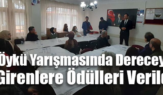 Öykü yarışmasında dereceye girenlere ödülleri verildi