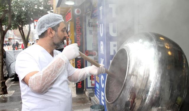 ELAZIĞ’DA BADEMİN BADEM ŞEKERİNE YOLCULUĞU BAŞLADI!