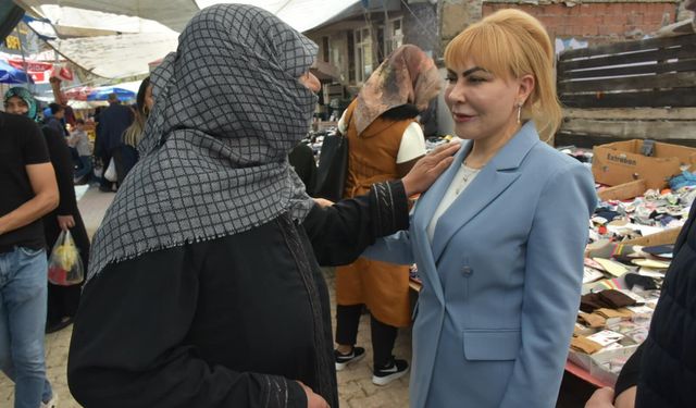 BAĞIMSIZ ADAY PROF. DR. AÇIK’A ESNAF VE VATANDAŞLARDAN TAM DESTEK