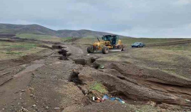 BOZULAN YOLLAR ONARILDI