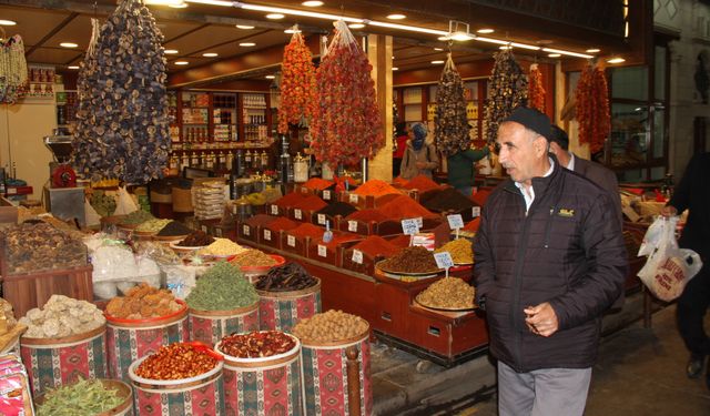 TARİHİ KAPALI ÇARŞIDA RAMAZAN BEREKETİ!