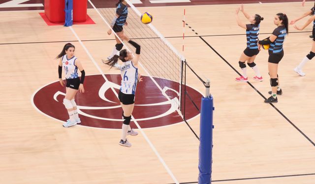 ELAZIĞ BELEDİYESİ: 3 - HATAY VOLEYBOL: 0 