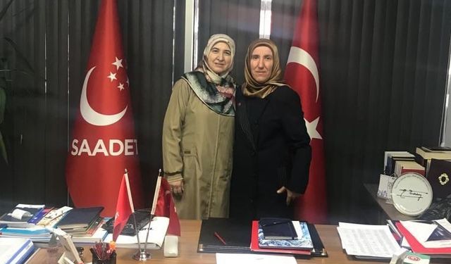 ELAZIĞ SAADET PARTİSİ ELAZIĞ İL KADIN KOLLARI BAŞKANLIĞI'NDA GÖREV DEĞİŞİMİ 