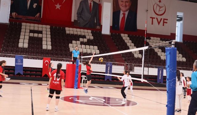 OKULLAR ARASI VOLEYBOL MÜSABAKALARI DEVAM EDİYOR!