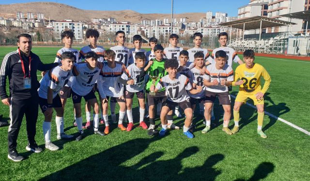 ELAZIĞ U16 LİGİ’NDE ŞAMPİYON YOLSPOR 