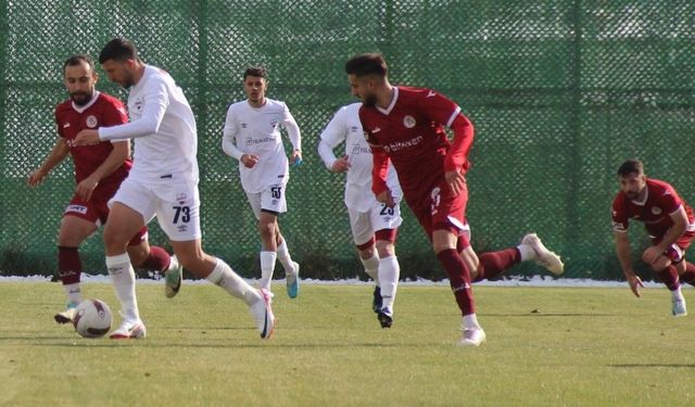 23 ELAZIĞ FK'DA 15 OYUNCU GİTTİ, 21 FUTBOLCU GELDİ